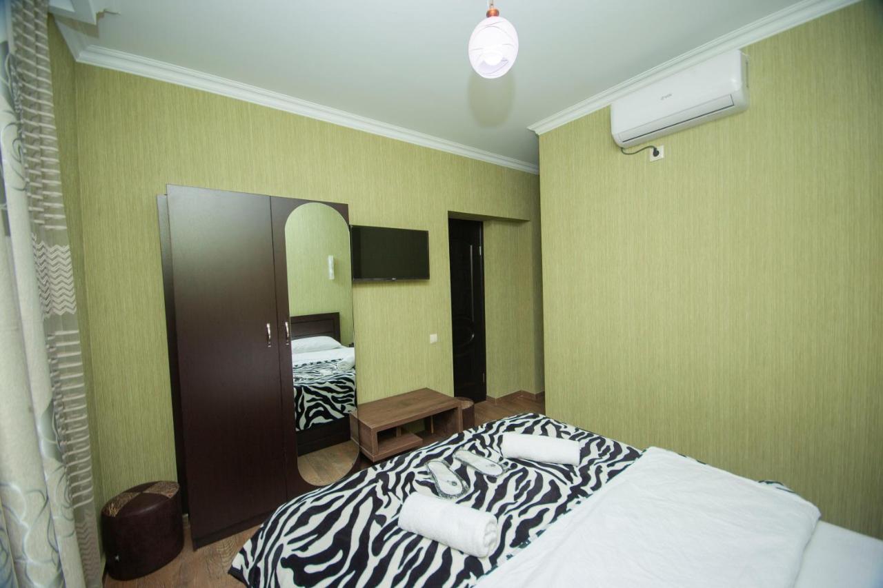Hotel Elegant 2 트빌리시 외부 사진